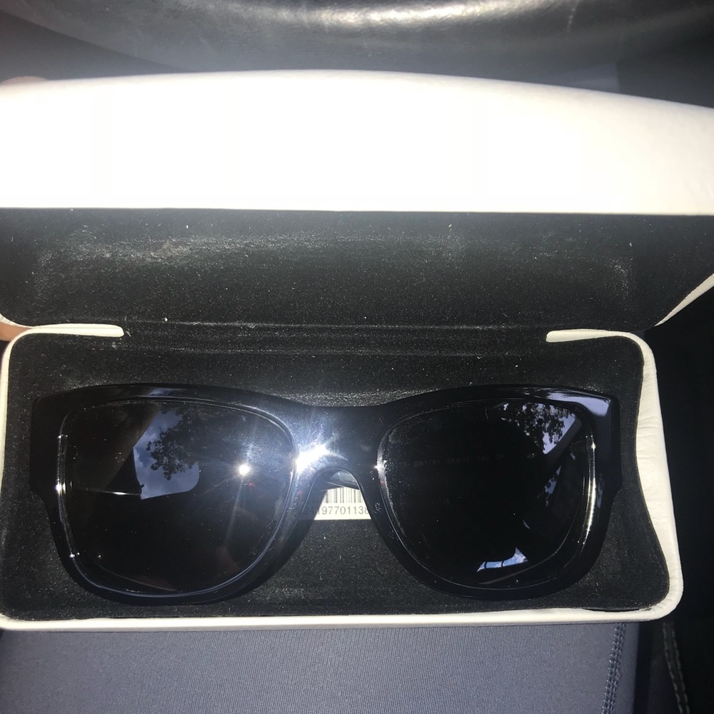 Authentic Versace Sunglasses - image 3